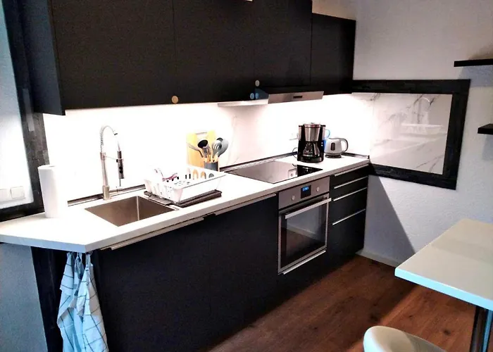 Ferien Und Monteurwohnung *