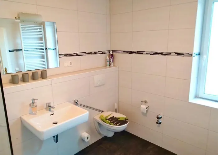 Appartement Ferien Und Monteurwohnung *